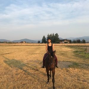 Meet your Posher, Julie